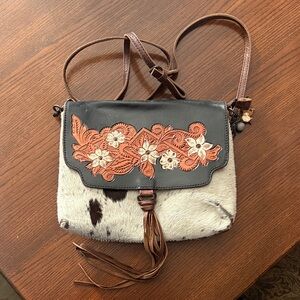 American Darling Black and Brown Floral Conceal Carry Crossbody Bag